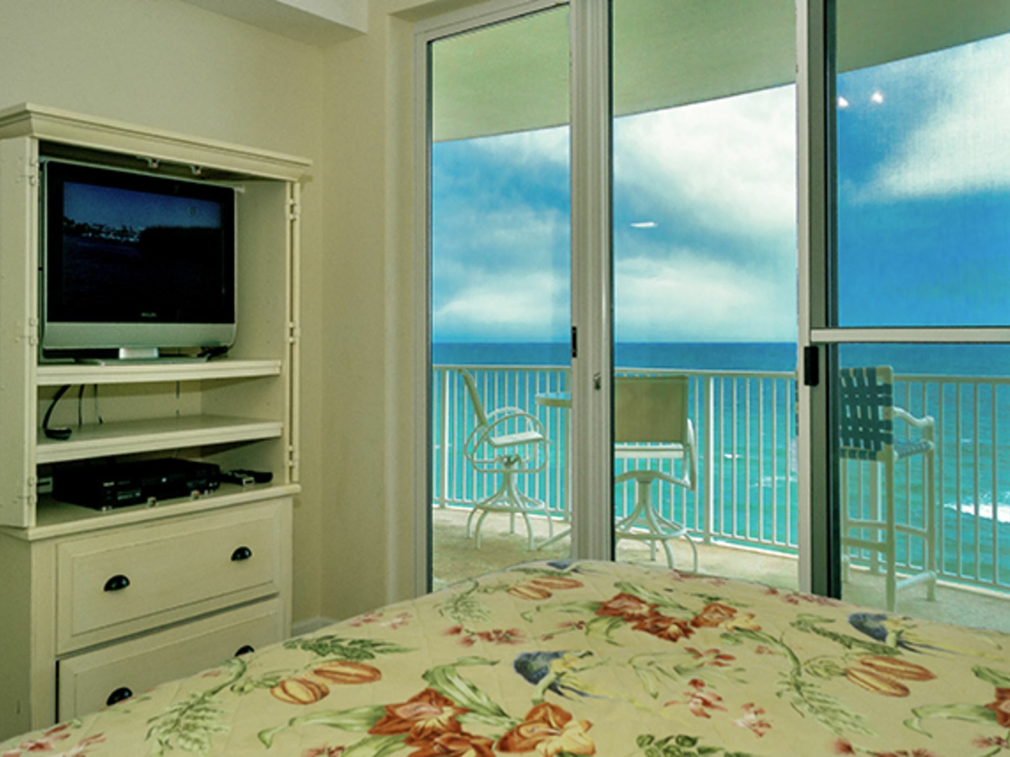 Ocean 1202 687064 By Redawning 3*